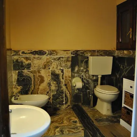 Mendolito Dell'etna Alloggio per agriturismo *
